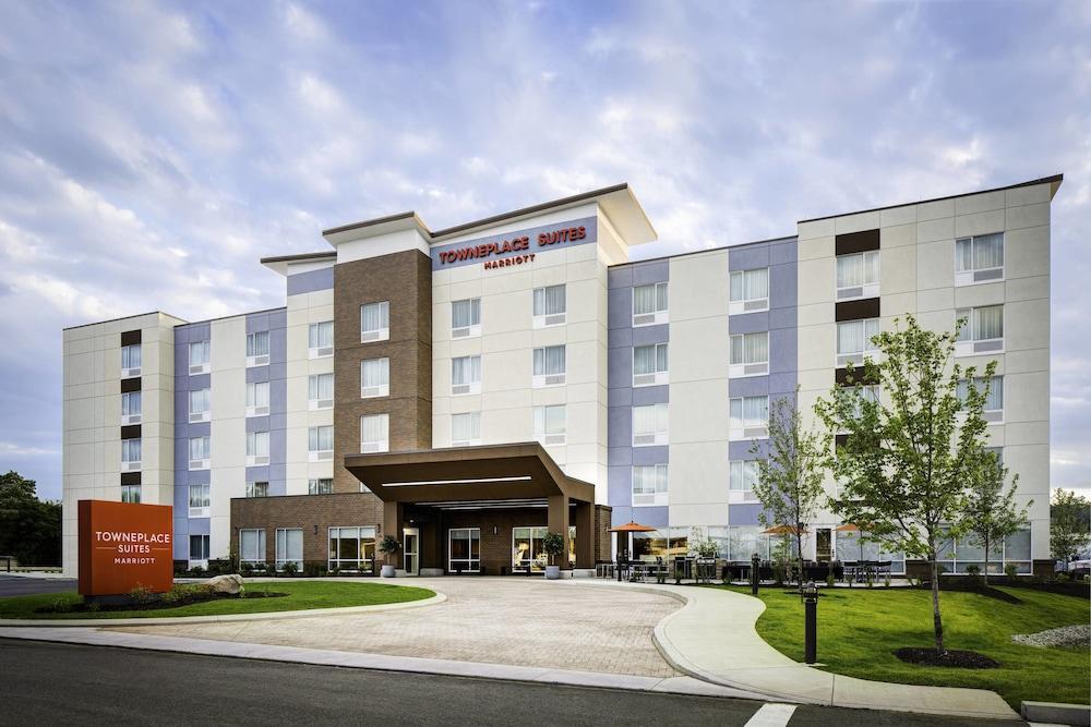 Towneplace Suites By Marriott Кууквил Екстериор снимка
